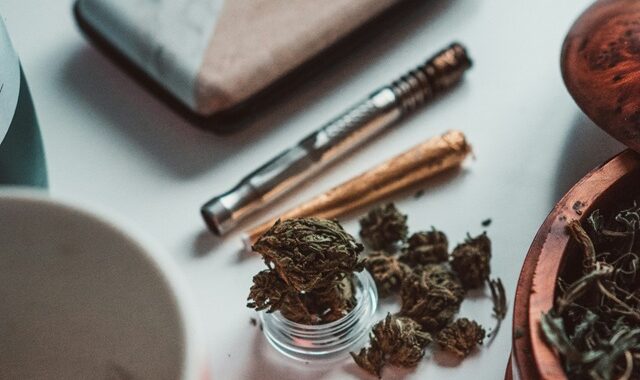 Best MKX Carts Disposable Vape Options at Vibe Dispensaries